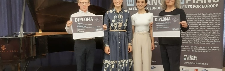 1. Preis für unser Weilburg Trio beim "Piano Talents for Europe" Wettbewerb!